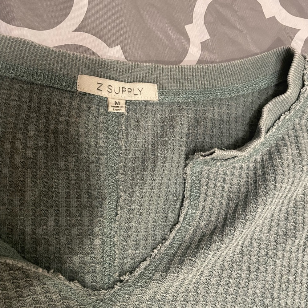 Z Supply Women’s m Waffle Knit Henley Oversized Shirt Soft Teal - Picture 2 of 6